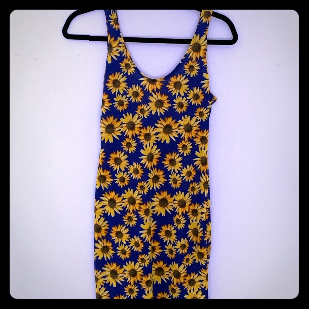 Tobi sunflower print mini dress. Size S
